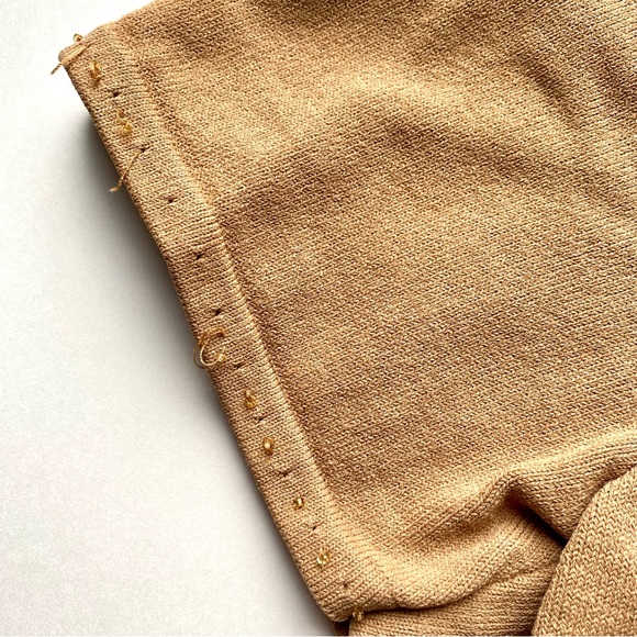 Alfred Dunner Short Sleeve Sweater with Appliqué Floral Detail - Picture 4 of 11